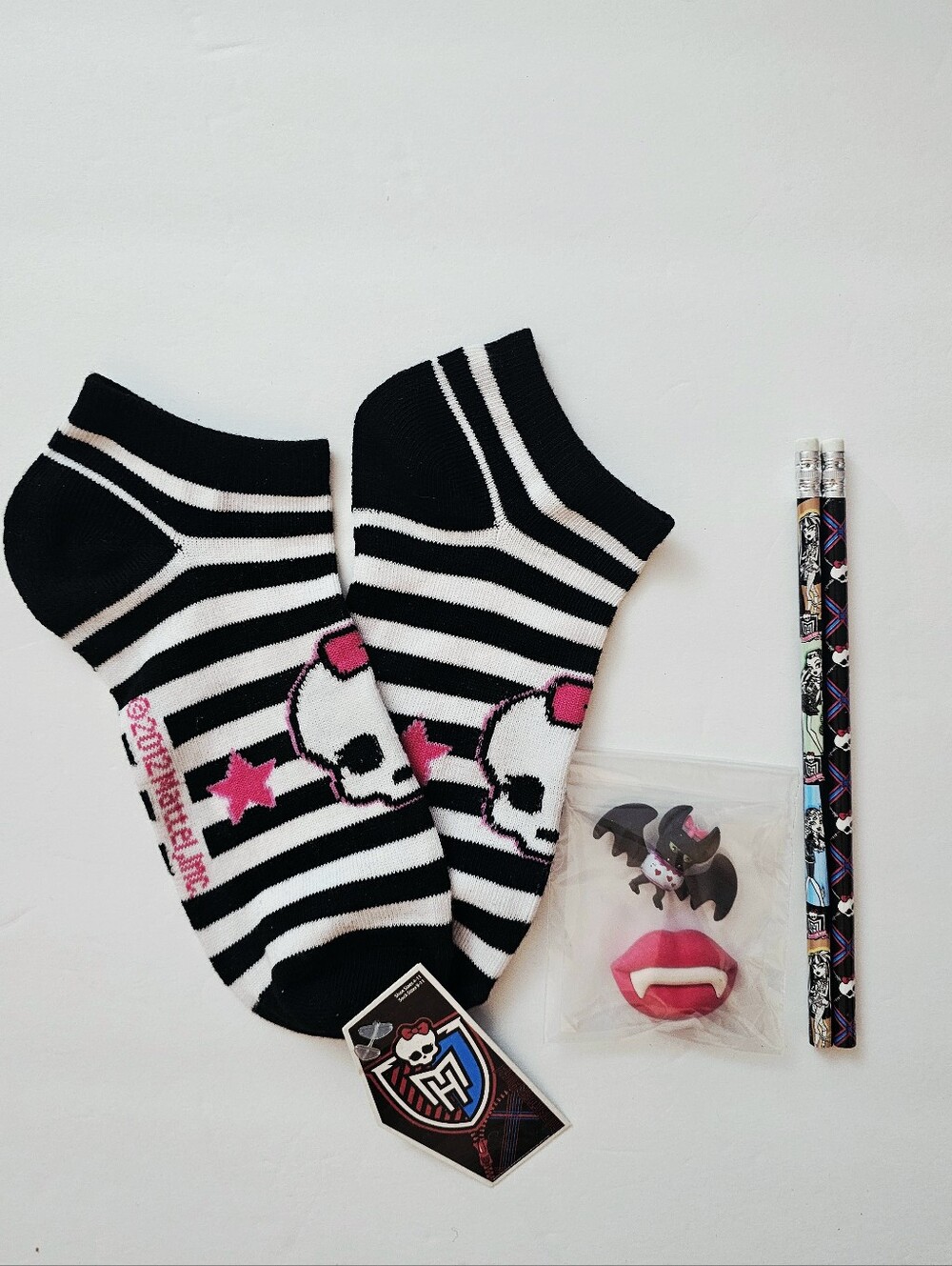 Monster High Socks, Eraser & Pencils Gift Set Black White Striped